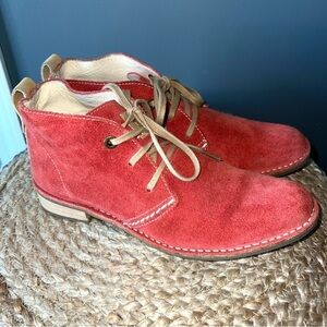 Bussola Sevilla Suede Chukka Boots